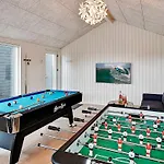 Semesterbostad 5 Star Holiday Home In Lokken