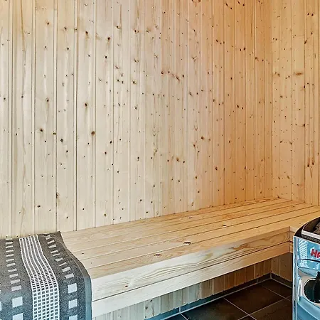 5 Star In Ferienhaus Løkken